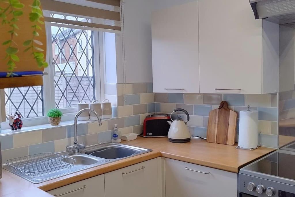 Ludlow Mews Town House With Free Parking Exterior foto